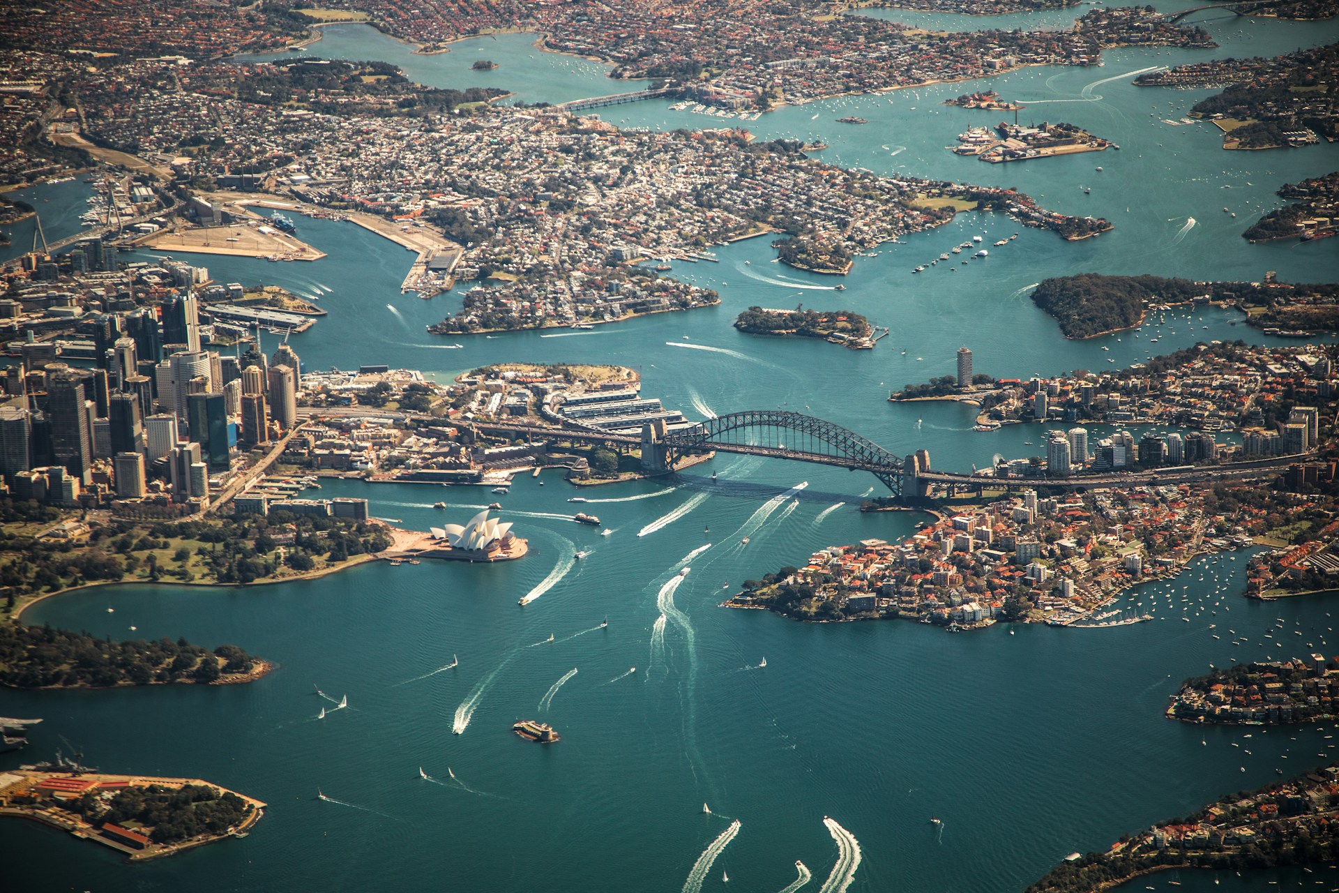 aus